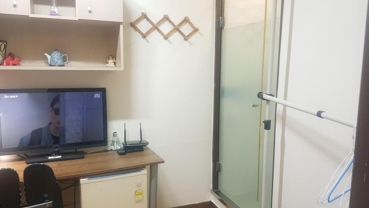 I Want Livingtel Hotel Йонгин Екстериор снимка