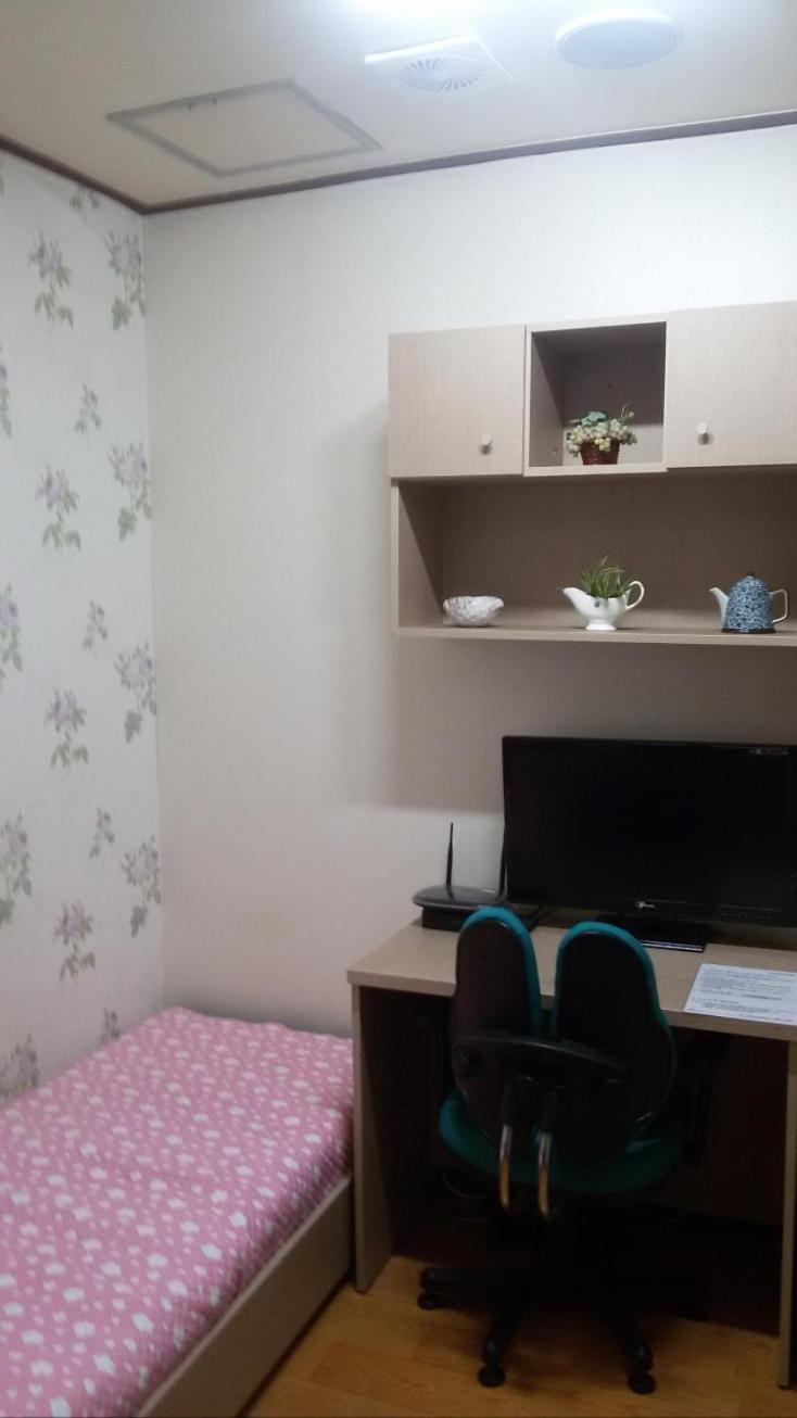 I Want Livingtel Hotel Йонгин Екстериор снимка